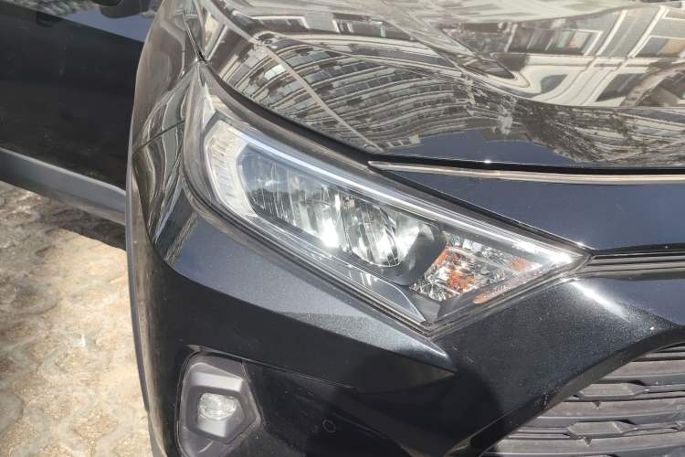 Used Toyota RAV4 2024 2.0L CVT Two-Wheel Drive Urban Edition