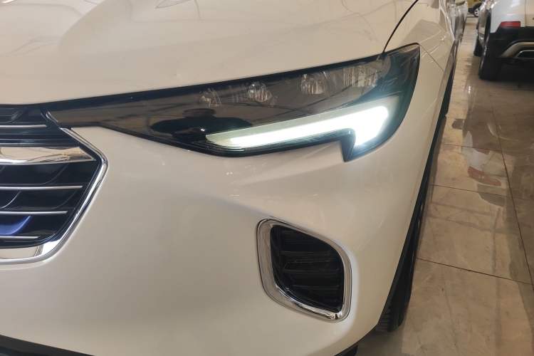 Used Buick Envision 2020 Encore S 652T Two-Wheel Drive Luxury Model