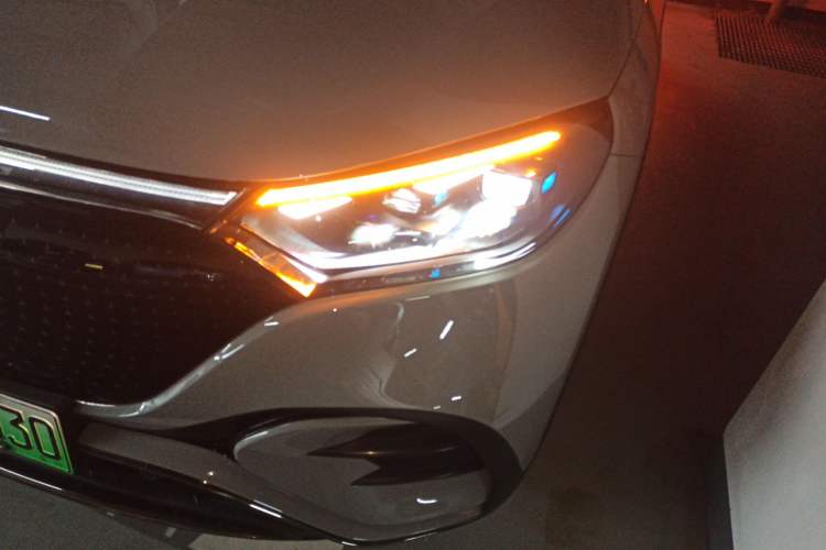 Used Mercedes-Benz EQE SUV 2024 500 4MATIC Flagship Edition Left Front Headlight