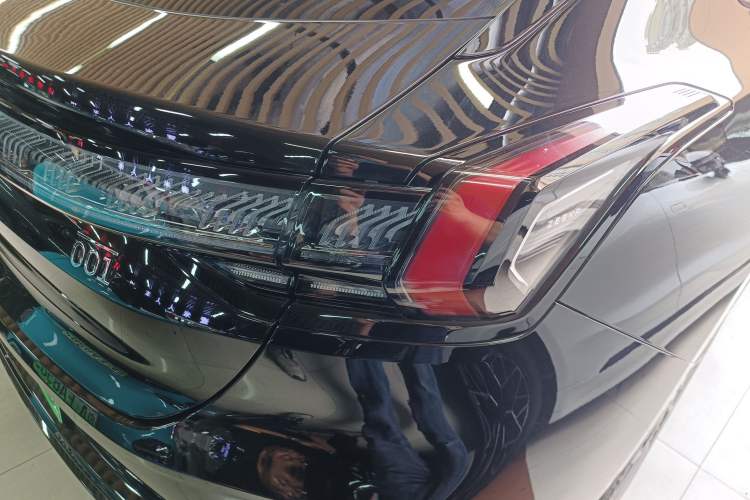 Used Zeekr 001 2026 Model 103° Rear-Drive Max Version
