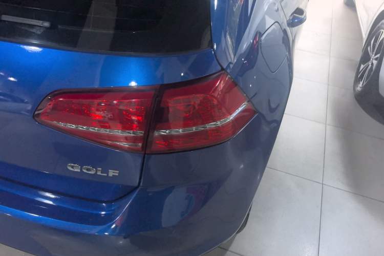 Used Volkswagen Golf 2015 1.6L Automatic Fashion Model