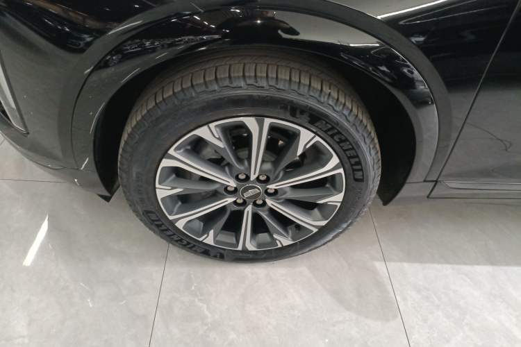 Used Cadillac XT5 2025 2.0T Luxury Version