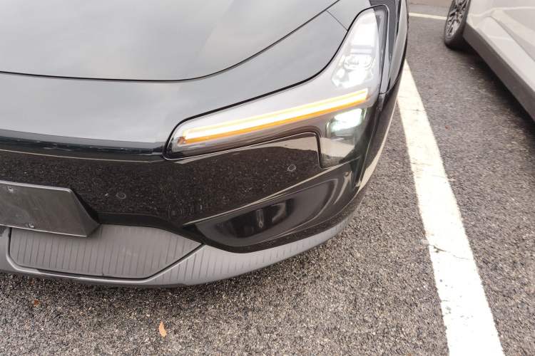 Used XPeng MONA M03 2025 600 with Ultra-Long Range Max Left Front Headlight