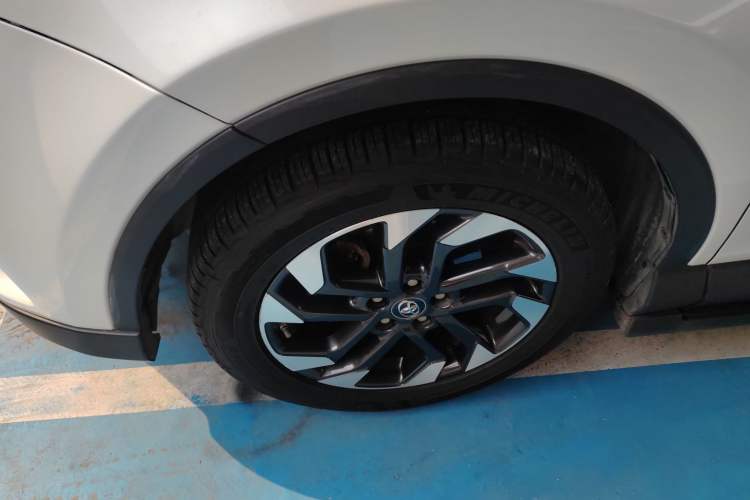 Used Toyota RAV4 2018 2.5L Automatic 4x4 Elite i Edition Exterior 4