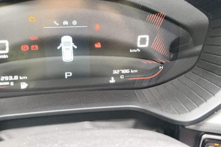 Used Wuling Asta 2021 1.5T CVT Starlight Edition Odometer Close Up