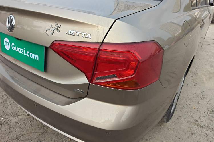 Used Volkswagen Jetta 2017 1.5L Automatic Fashion Model