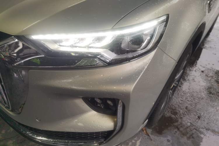 Used Hongqi HS5 2022 2.0T Smart Connect Flagship All-Wheel-Drive Version
