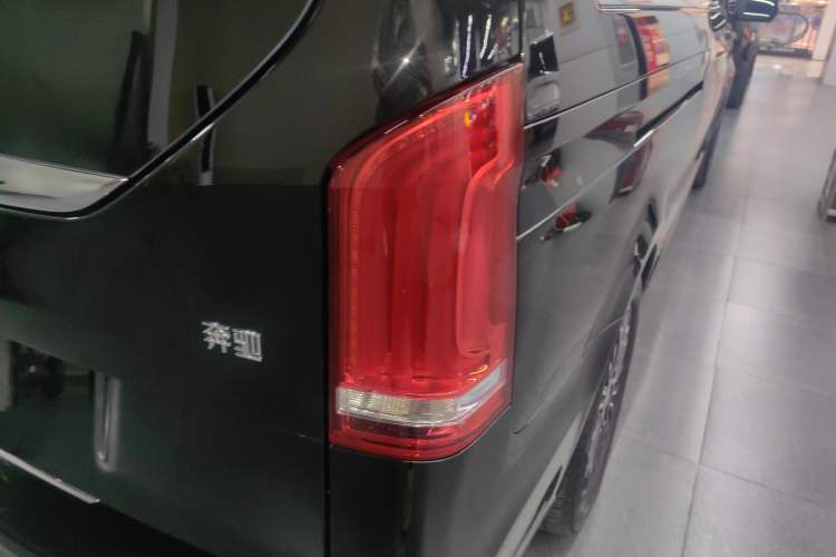 Used Mercedes-Benz V-Class 2018 V 260 L Prestige Extended Version China VI