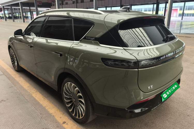 Used VOYAH FREE 2021 Four-Wheel Drive Standard Range-Extended Exclusive Luxury Package
