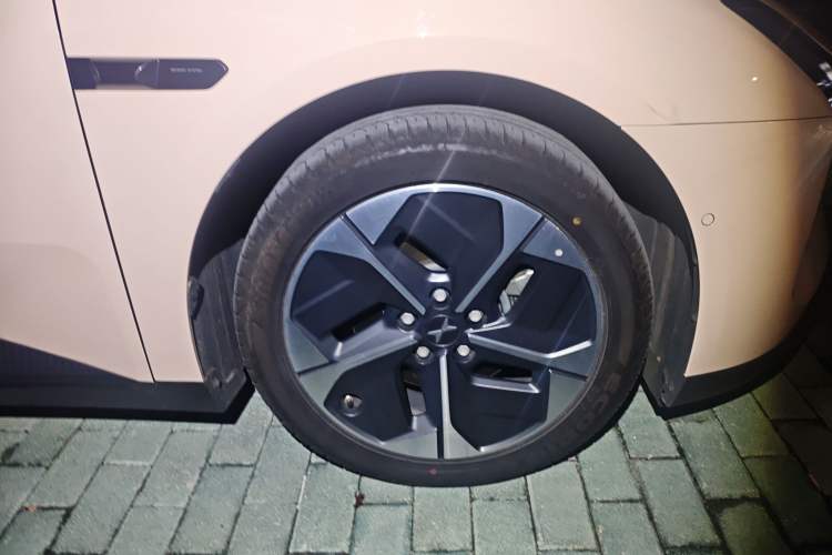 Used XPeng MONA M03 2024 620 with Ultra-Long Range