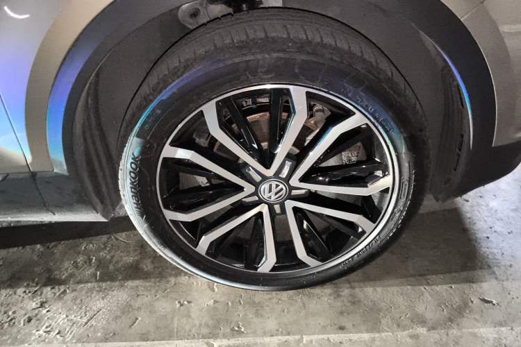 Used Volkswagen T-ROC 2019 280TSI DSG Two-Wheel Drive Comfort Version China VI Standard Exterior 1