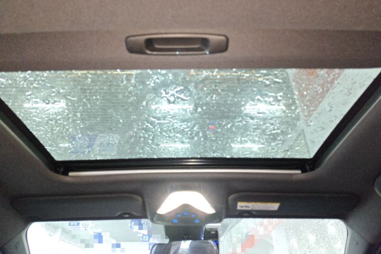 Used Toyota C-HR 2018 2.0L Leading with Sunroof China VI Standard
