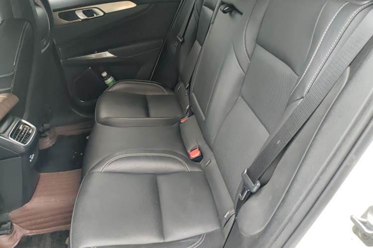 Used Lynk & Co 01 2017 2.0T Two-Wheel Drive Pro Edition
