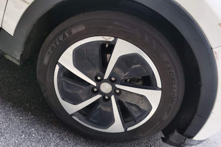 Used Hongqi E-HS3 2019 Zhilian Qiyue Two-Wheel Drive Version
