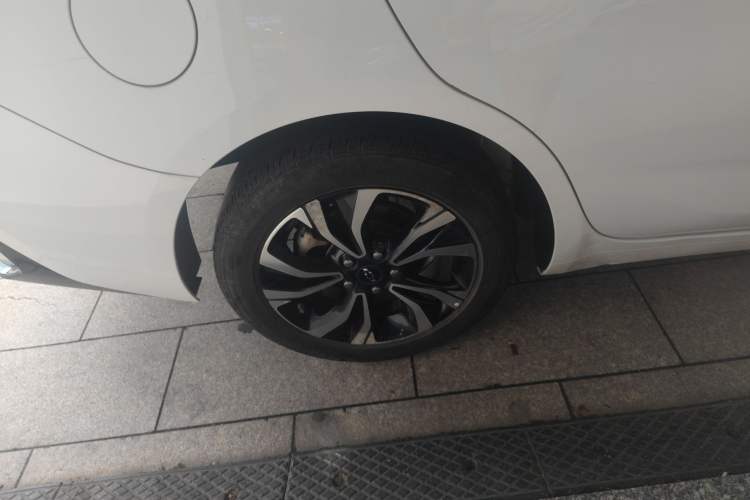 Used Chevrolet Monza 2020 Light Hybrid RS 330T Automatic Comfort Edition