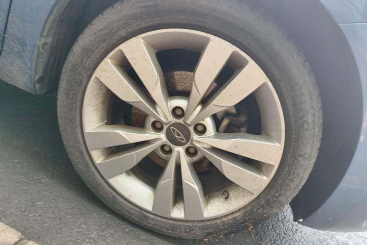 Used Chery Arrizo 5 2016 1.5L Manual Lingchao Edition Right Front Wheel Hub