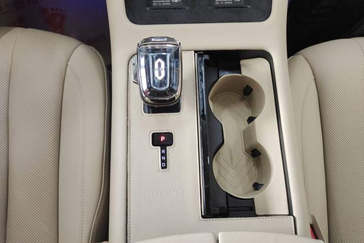 Used Hima AITO M7 2024 1.5T Intelligent Driving Rear-Drive Max Edition 5 Seats Gear Lever