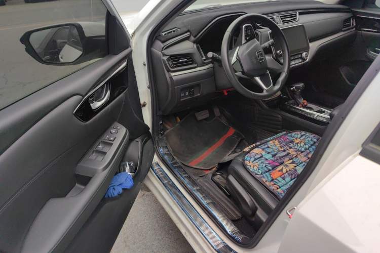 Used Honda Envix 2022 180TURBO CVT Enjoy Edition Driver Seat