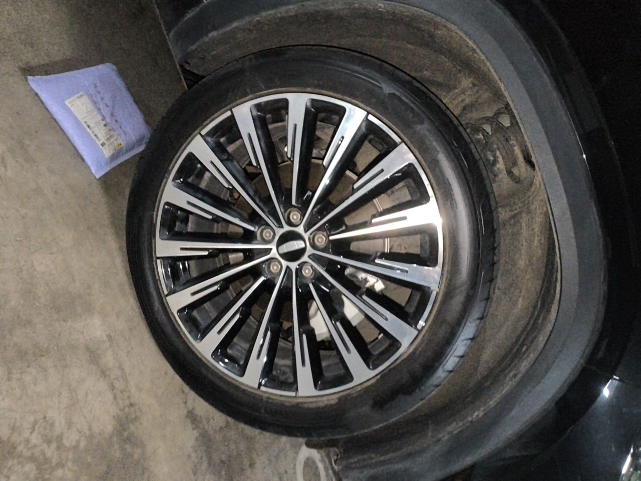 Geely Auto Monjaro L 2025 Dongfang Yao 2.0TD Automatic Lanxing Edition — снимка 8