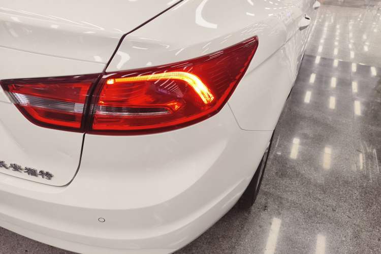 Used Ford Escort 2017 Revised Version 1.5L Automatic Comfort Edition