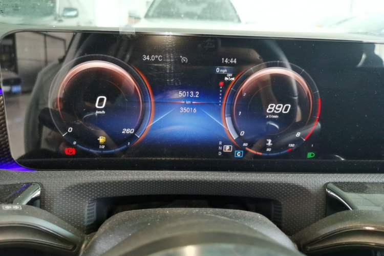 Used Mercedes-Benz A-Class 2022 Revised Version A 200 L Sport Sedan Fashionable Style