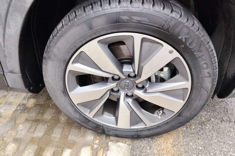 Used Geely Auto Haoyue 2020 1.8TD DCT Luxury 7-Seater Right Front Wheel Hub