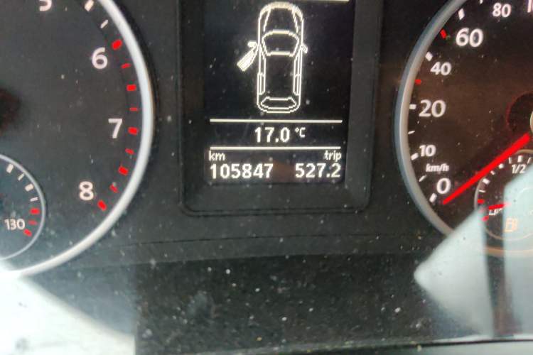 Used Volkswagen Tiguan 2017 300TSI Automatic Two-Wheel Drive Silk Road Luxury Edition Odometer Close Up