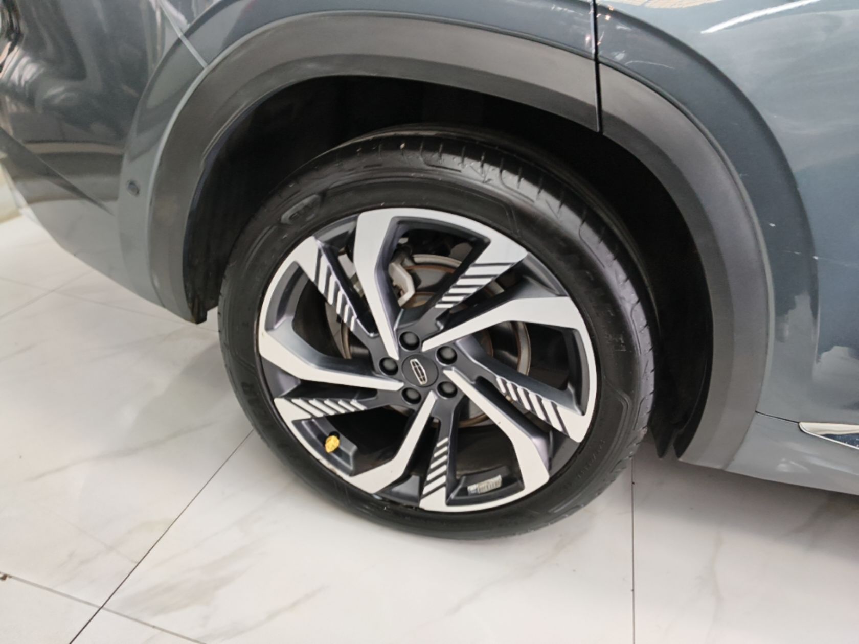 Geely Auto Monjaro L 2021 2.0TD DCT EVO Two-Wheel Drive Smart Luxury Version — снимка 11