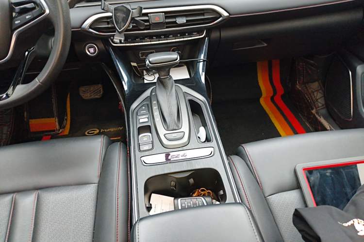 Used GAC Trumpchi GS4 2020 270T Automatic Elite Tech Edition Gear Lever