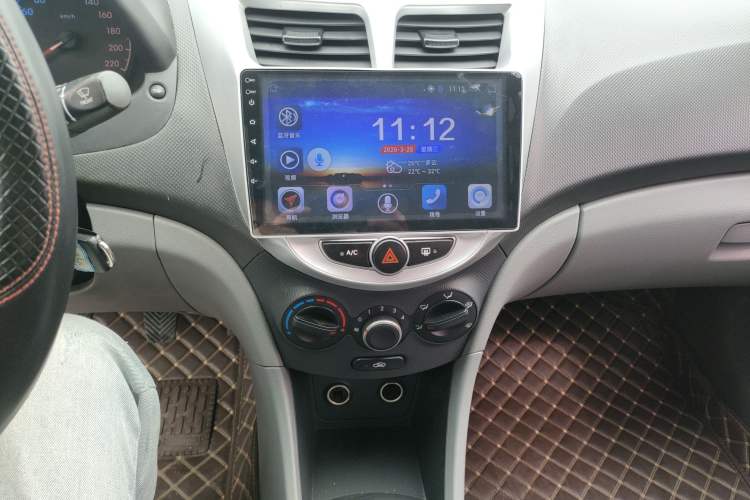 Used Hyundai Verna (older generation) 2016 1.4L Manual Smart GLS Trim Audio And AC Panel