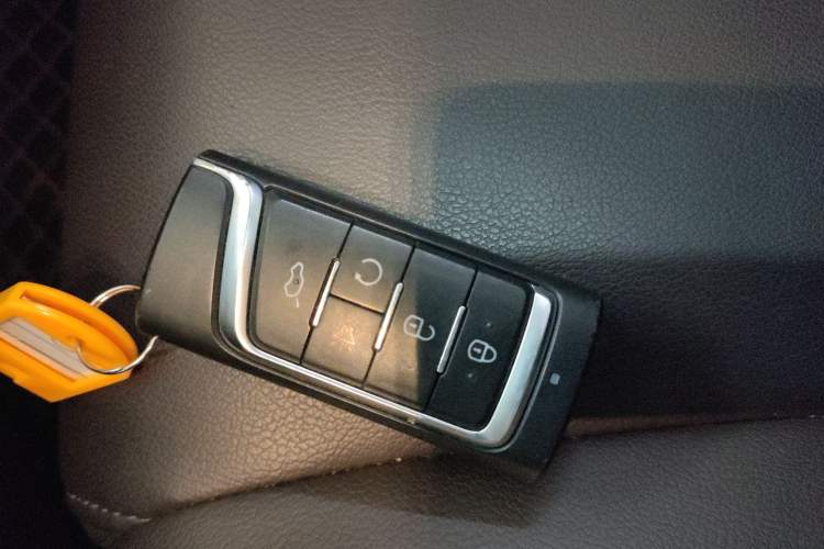 Used GAC Trumpchi M6 2019 270T Automatic Luxury Edition (7-seater) China V Standard