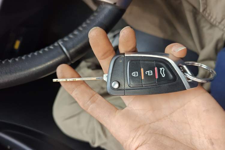 Used Geely Auto GX7 2013 2.0L Automatic Prestige Edition Vehicle Key