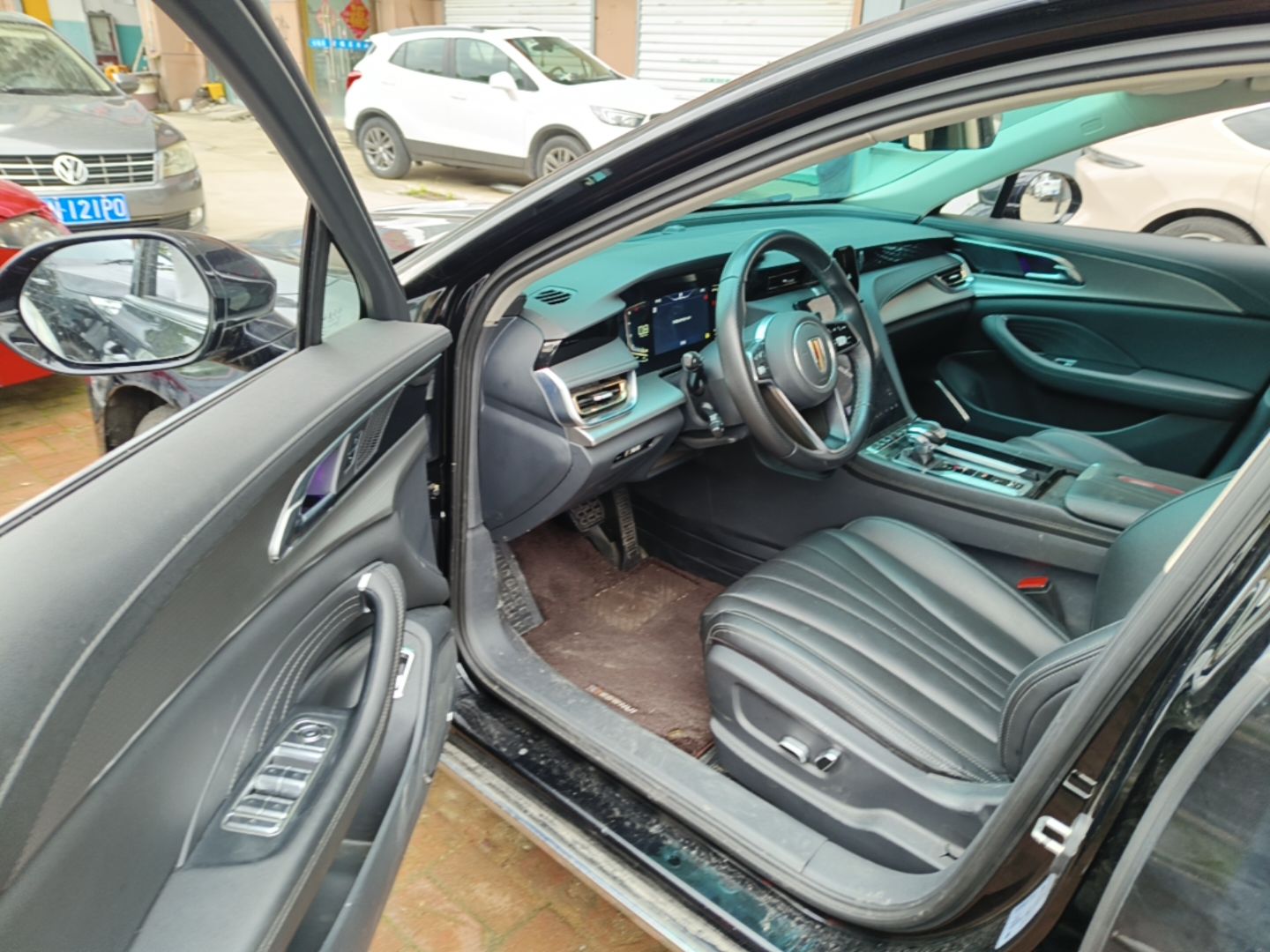 Hongqi H5 2023 2.0T Automatic Smart Connect Flagship Edition - Chinese Trim Xiang — снимка 18