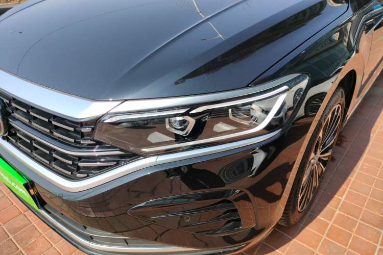 Used Volkswagen Passat 2024 380TSI Luxury Edition
