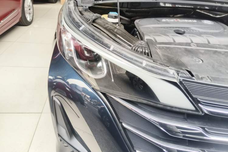 Used GAC Trumpchi M6 2019 270T DCT Luxury Edition (6-seater) China VI Right Front Headlight