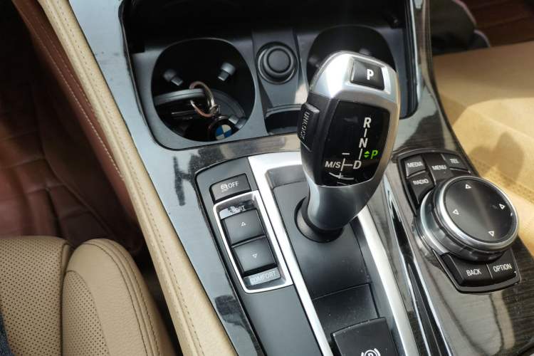 Used BMW 5 Series 2014 530Li Luxury Design Package