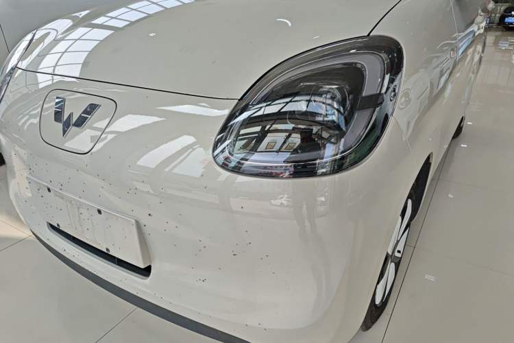 Used Wuling Hongguang MINIEV 2025 Four-Door Version Advanced Edition Left Front Headlight