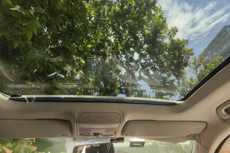 Used Volkswagen Tiguan 2012 1.8TSI Automatic All-Wheel Drive Elite Edition Headliner