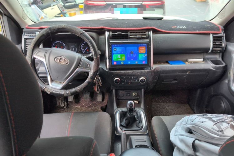 Used CHANGAN OSHAN X70A 2018 1.5L Manual Standard Edition Center Console