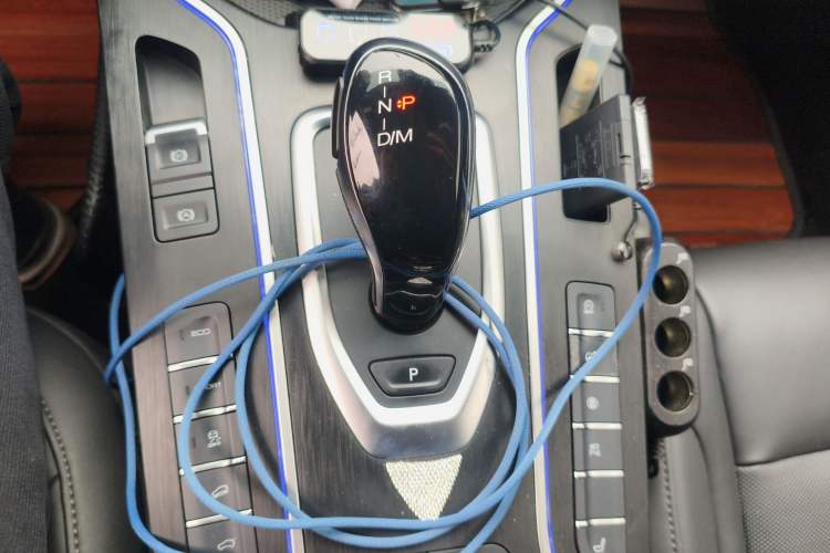 Used Wey VV7 2019 Upgraded Model 2.0T Flagship Version China VI Gear Lever