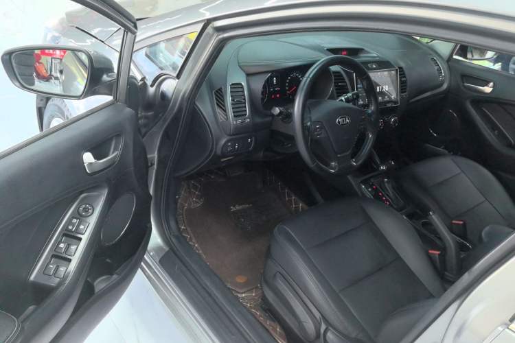 Used Kia K3 2016 1.6L Automatic GLS