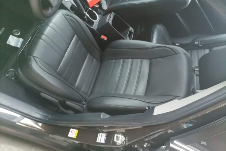 Used Toyota Corolla 2017 Revised Version 1.2T S-CVT GL-i Left Front Seat