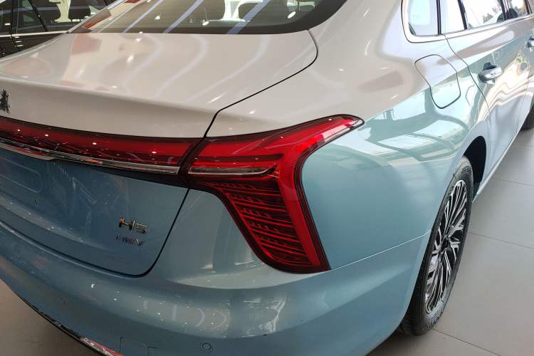 Used Hongqi H5 2024 1.5T HEV Smart Connect Flagship Edition