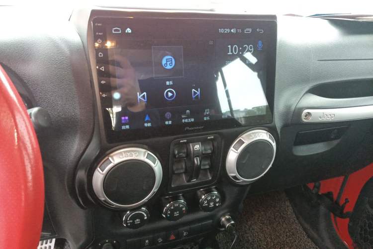 Used Jeep Wrangler 2015 2.8TD Sahara Four-Door Comfort Edition