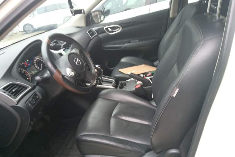 Used Nissan Sylphy 2018 1.6XV CVT Deluxe Edition Left Front Seat