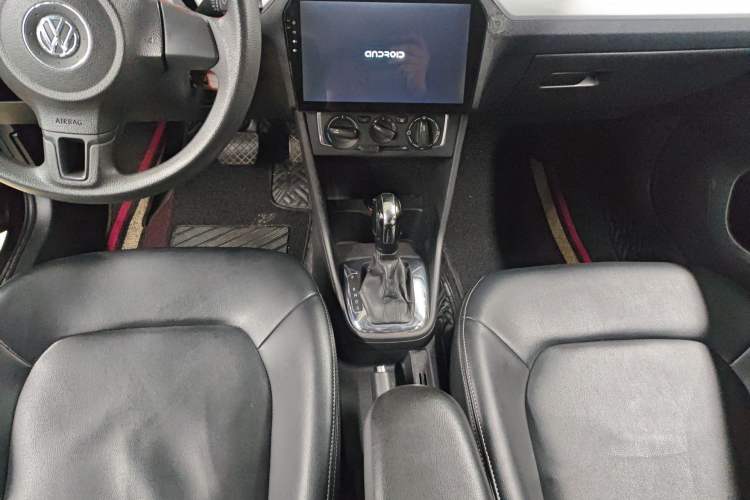 Used Volkswagen Jetta 2015 Value Edition 1.6L Automatic Comfort Version
