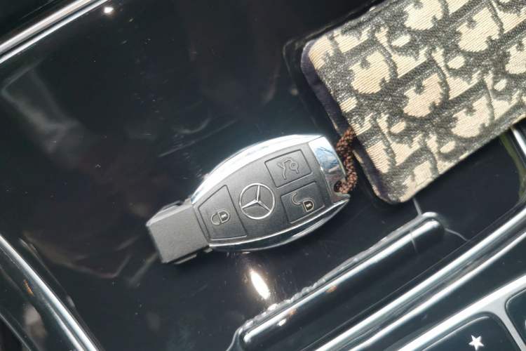 Used Mercedes-Benz GLC 2018 GLC 260 4MATIC Dynamic Edition Vehicle Key