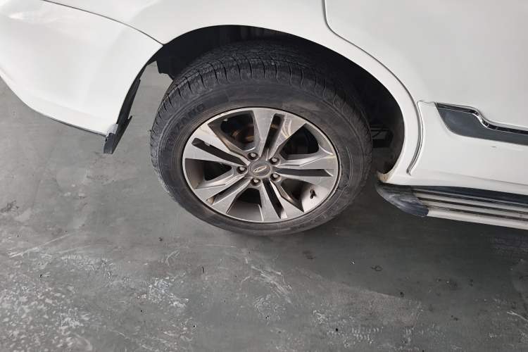 Used Chery Tiggo 3 2015 1.6L CVT ZhiShang Sport Edition
