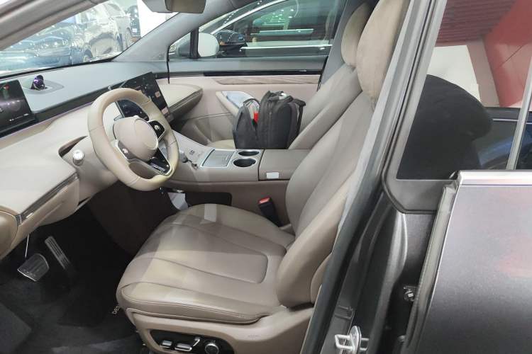 Used Hima Luxeed R7 2025 Range-Extended Version 251 km Max