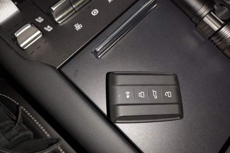 Used Tank 300 New Energy 2025 Hi4-T